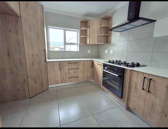 3 BEDROOM HOUSE FOR SALE IN SHELLEY POINT